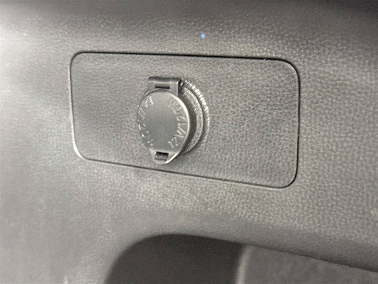 Certified 2025 Toyota RAV4 XLE FWD image 37