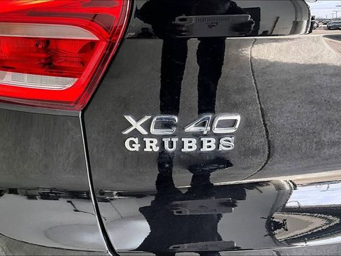 Used 2024 Volvo XC40 Recharge Ultimate w/ Protection Package Premier image 41