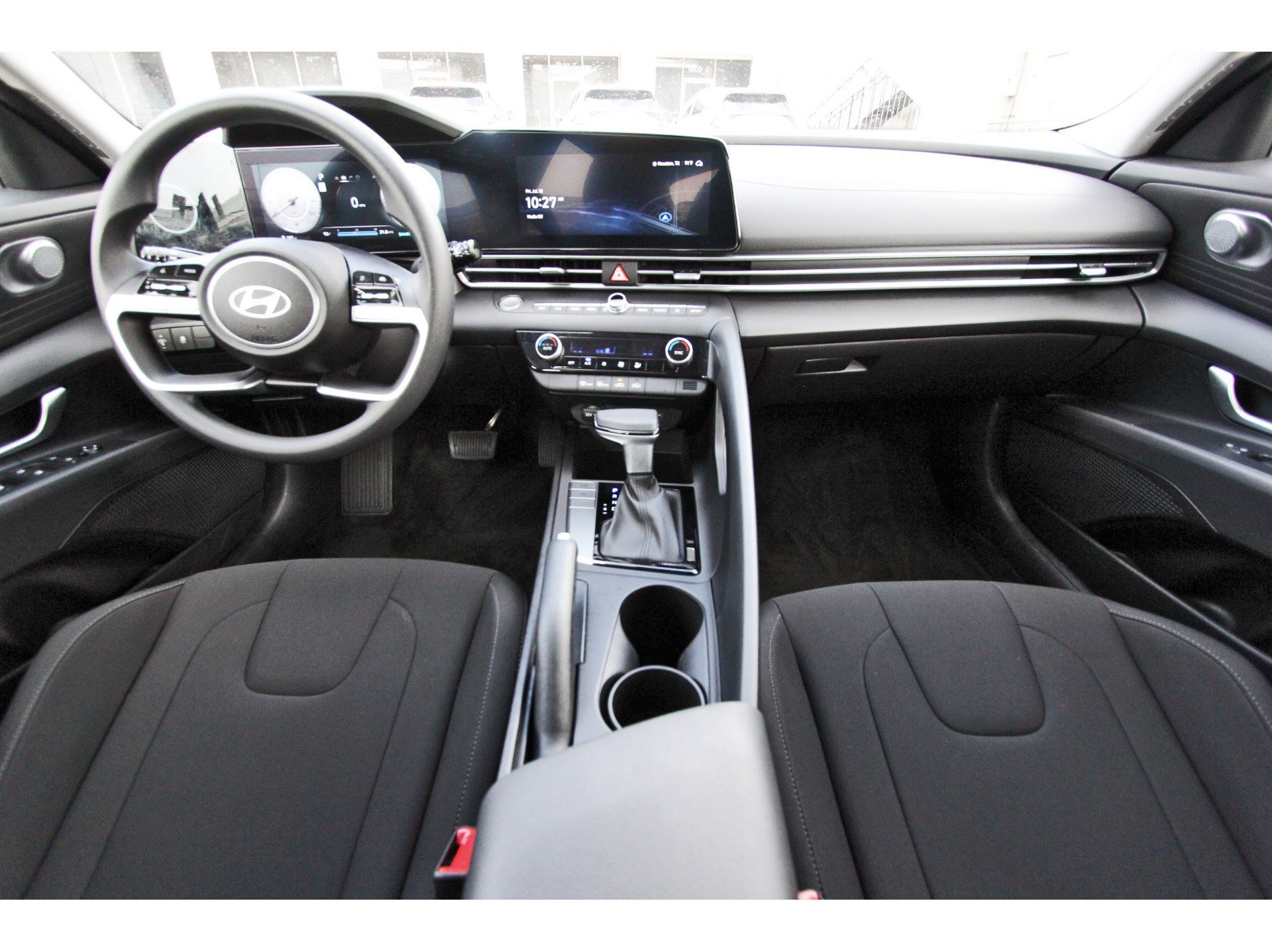 Used 2024 Hyundai Elantra SEL FWD image 10