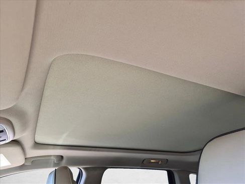 Used 2014 Jeep Grand Cherokee Overland AWD/4WD image 15