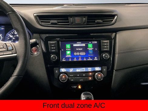 Used 2020 Nissan Rogue SL image 7