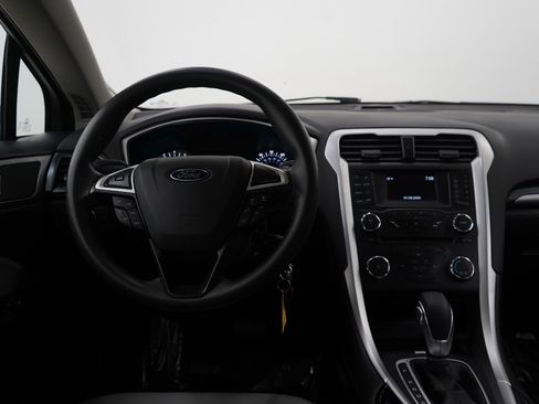 Used 2015 Ford Fusion S image 12