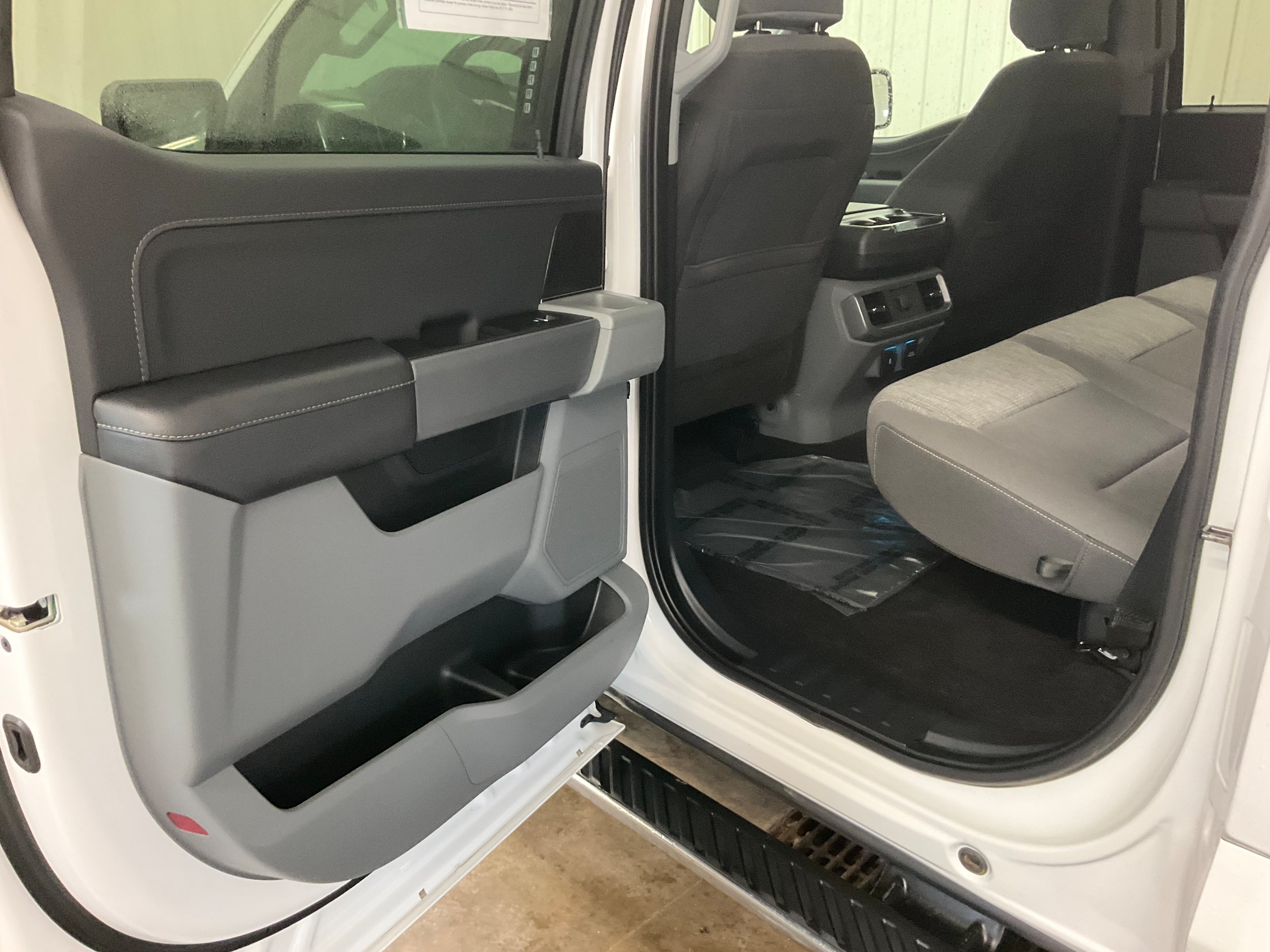 Used 2021 Ford F150 XLT w/ Equipment Group 302A High AWD/4WD image 17
