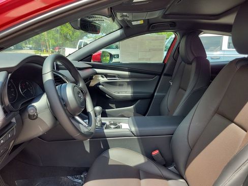 New 2026 MAZDA MAZDA3 2.5 S Hatchback w/ Premium Pkg FWD image 3
