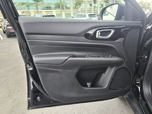 New 2026 Jeep Compass Limited image 20