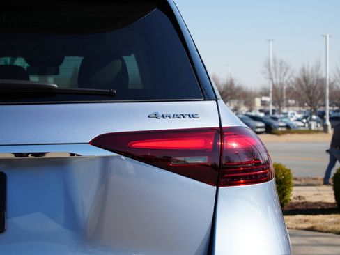 New 2026 Mercedes-Benz GLE 450 4MATIC image 8