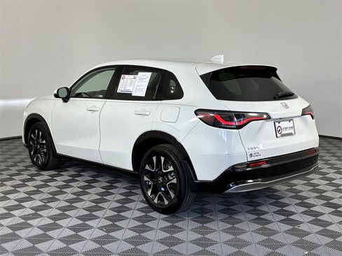 Used 2026 Honda HR-V EX-L image 5