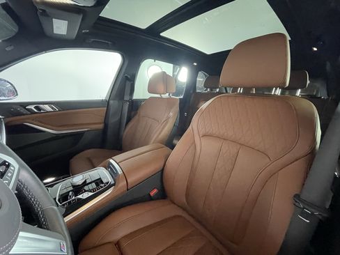 Certified 2025 BMW X5 xDrive40i image 8