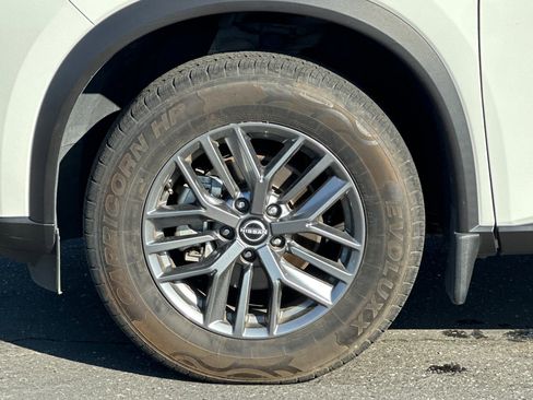 Certified 2023 Nissan Rogue S image 26