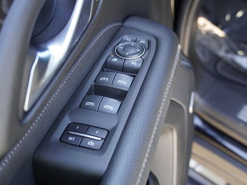 Used 2022 GMC Yukon Denali w/ Max Trailering Package image 23