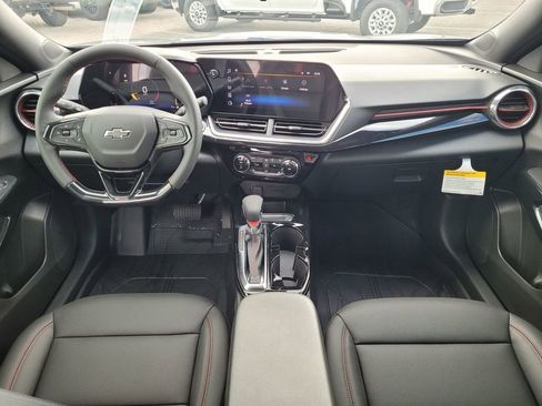 New 2026 Chevrolet Trax RS w/ Driver Confidence Package image 28