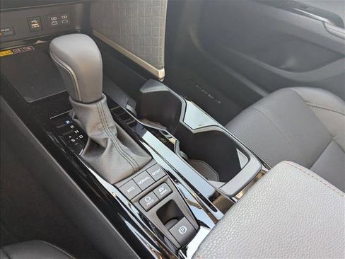 Used 2026 Toyota Camry XLE FWD image 15