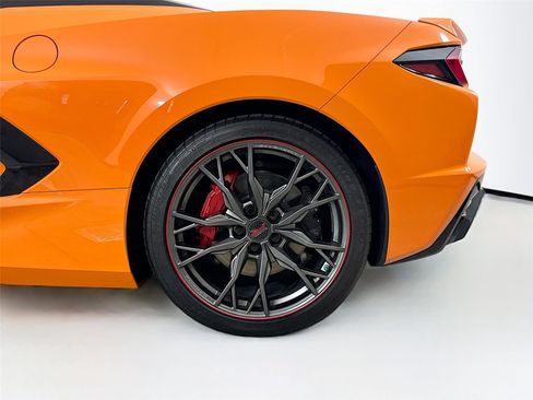 Used 2024 Chevrolet Corvette Stingray Convertible image 30