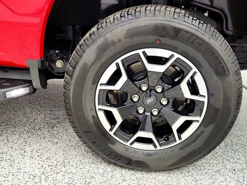 Used 2023 Ford F150 Lightning XLT image 9