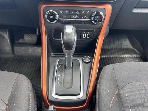Certified 2021 Ford EcoSport SE w/ SE Appearance Package image 17
