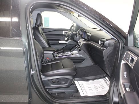 Used 2023 Ford Explorer XLT w/ Equipment Group 202A image 30