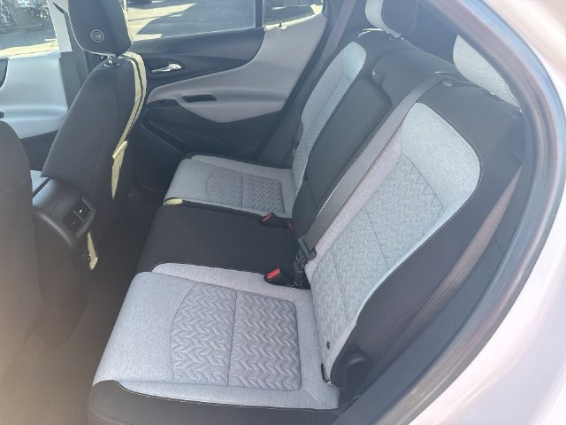 Used 2024 Chevrolet Equinox LS w/ LS Convenience Package FWD image 32