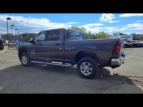 Used 2026 RAM 2500 Big Horn AWD/4WD image 6