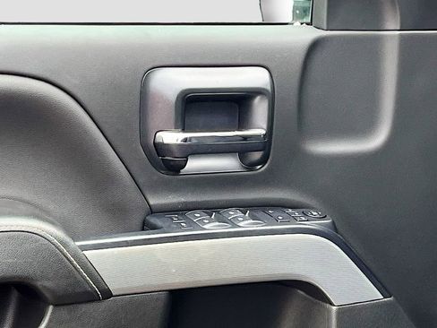 Used 2018 Chevrolet Silverado 1500 LT w/ All Star Edition AWD/4WD image 17