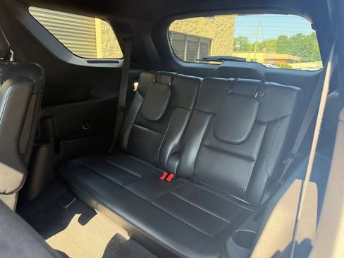 Used 2020 Ford Explorer Limited AWD/4WD image 32