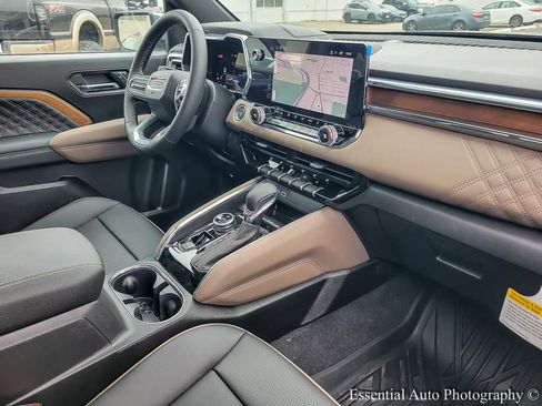 New 2026 GMC Canyon Denali w/ LPO, Denali Black Edition image 20