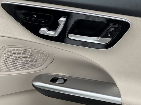 Certified 2023 Mercedes-Benz C 300 4MATIC Sedan image 18
