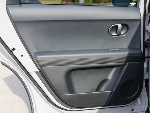 New 2026 Hyundai Ioniq 5 SEL image 10