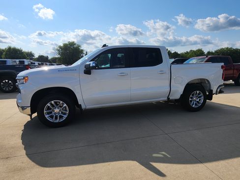 Used 2026 Chevrolet Silverado 1500 LT AWD/4WD image 8