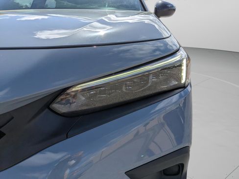 Used 2022 Honda Civic Sport image 10