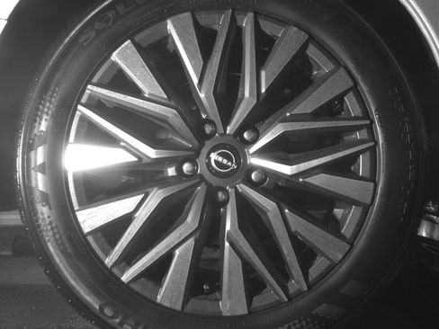 Used 2025 Nissan Altima 2.5 SV image 15