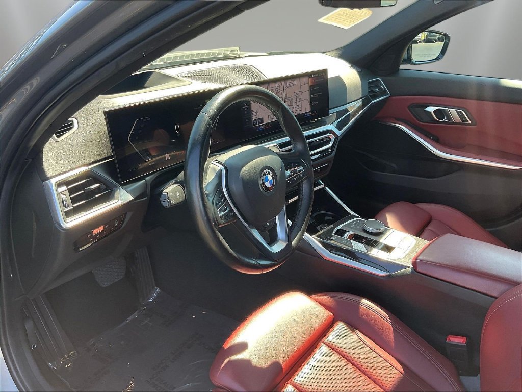 Used 2023 BMW 330i xDrive Sedan w/ Premium Package AWD/4WD image 17