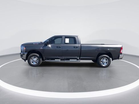 Used 2024 RAM 3500 Tradesman w/ Chrome Appearance Group image 5