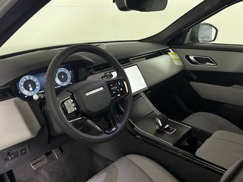 Certified 2026 Land Rover Range Rover Velar Dynamic SE AWD/4WD image 5