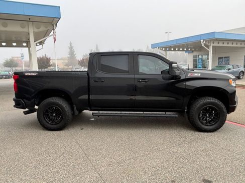 Used 2022 Chevrolet Silverado 1500 LT Trail Boss image 4