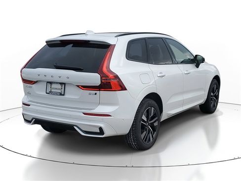 New 2026 Volvo XC60 B5 Plus w/ Protection Package Premier image 4