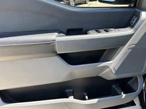 Used 2022 Ford F150 XLT image 24