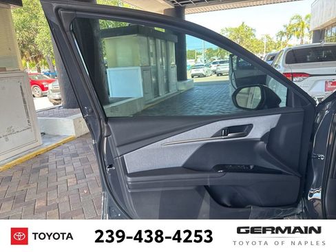 Used 2026 Toyota Camry LE w/ Convenience Package FWD image 18