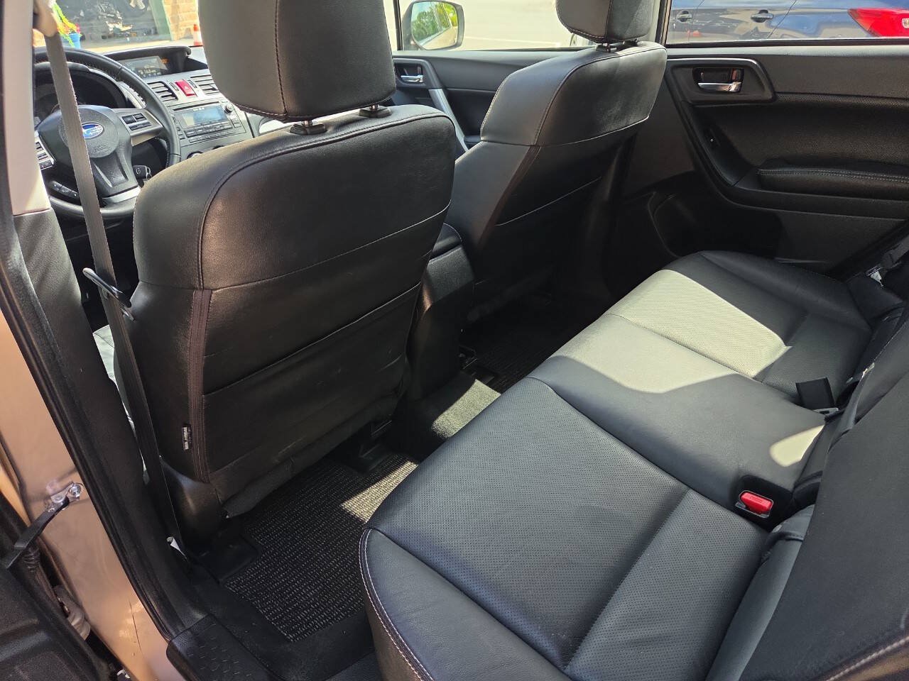 Used 2015 Subaru Forester 2.5i Limited w/ Popular Package #1 AWD/4WD image 17