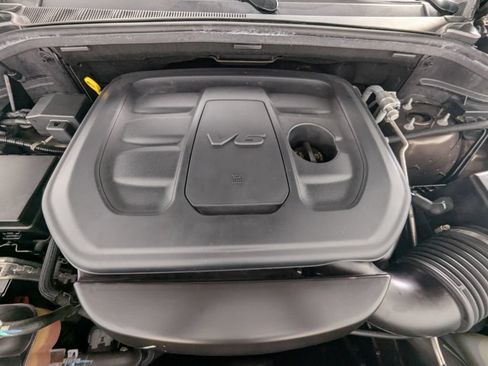 Used 2021 Jeep Grand Cherokee Laredo RWD image 11