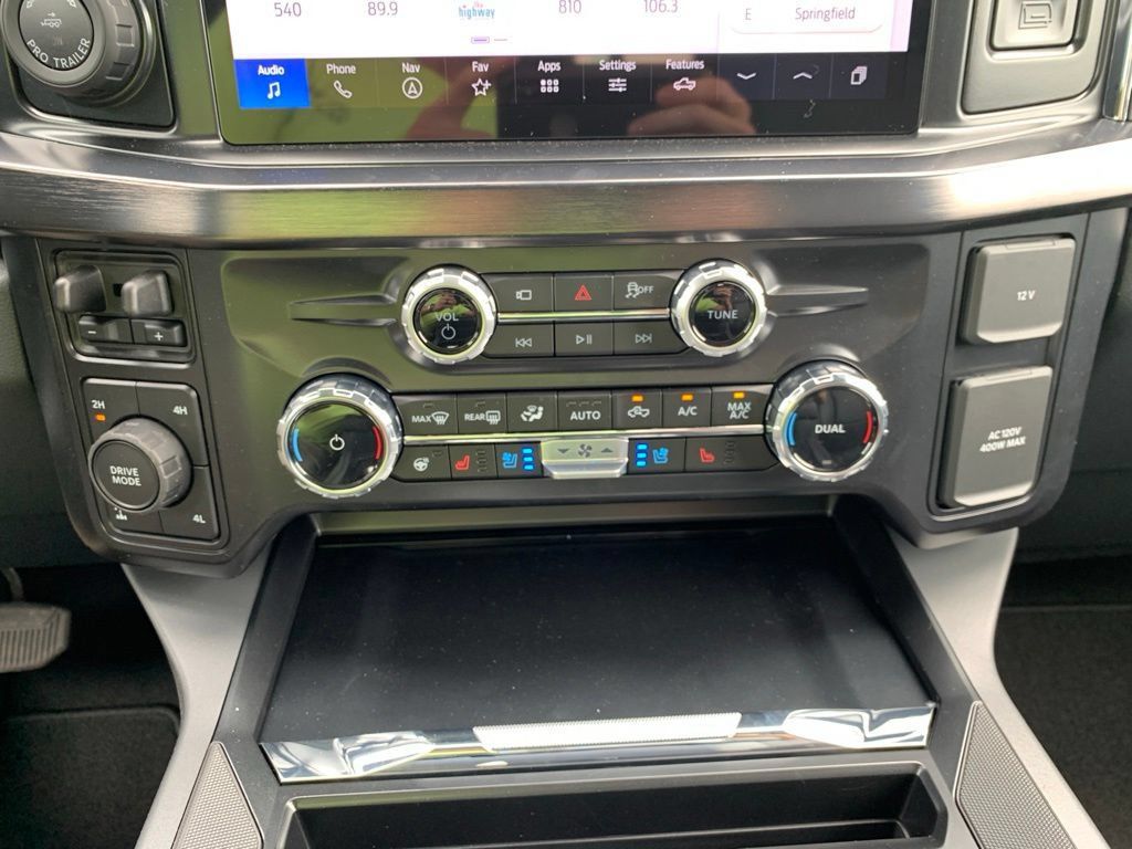 New 2026 Ford F350 Lariat w/ Lariat Ultimate Package AWD/4WD image 15