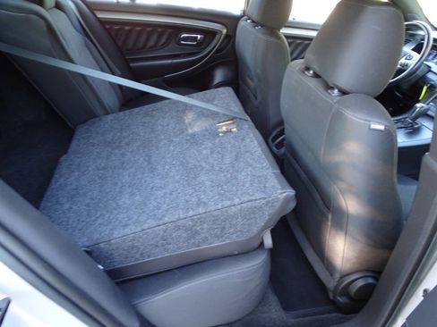 Used 2013 Ford Taurus SEL AWD image 30