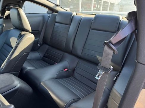 Used 2008 Ford Mustang GT RWD image 6