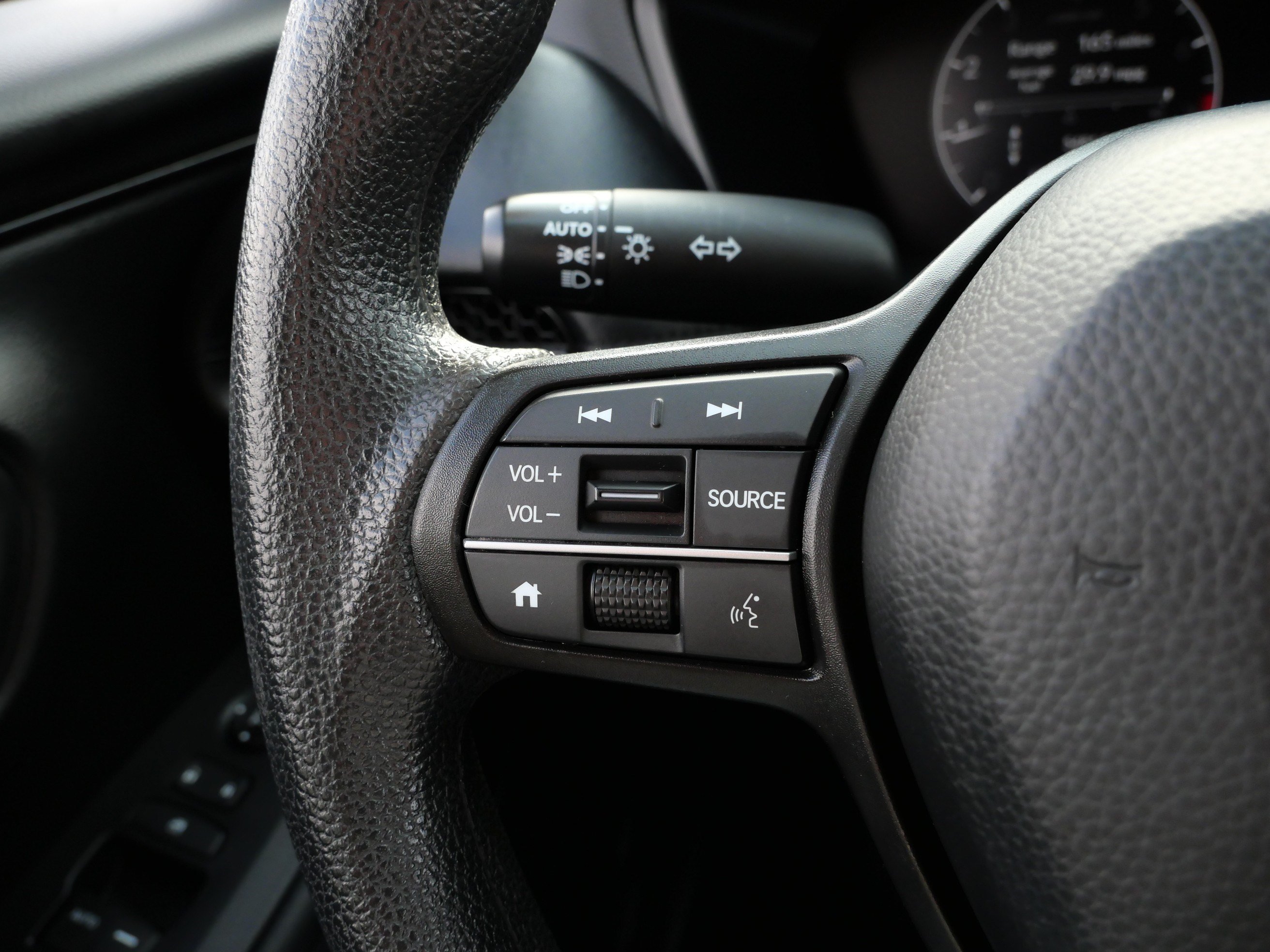 Certified 2024 Honda HR-V LX image 25