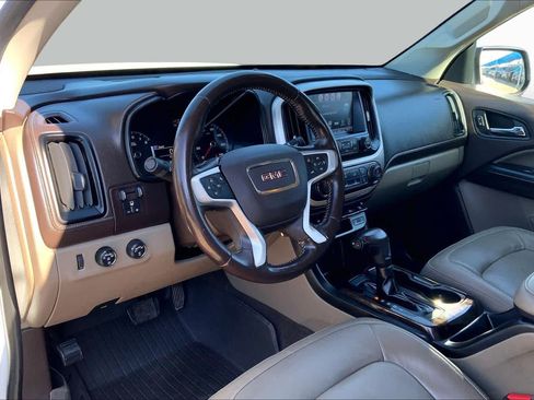 Used 2017 GMC Canyon SLT w/ Driver Alert Package AWD/4WD image 17