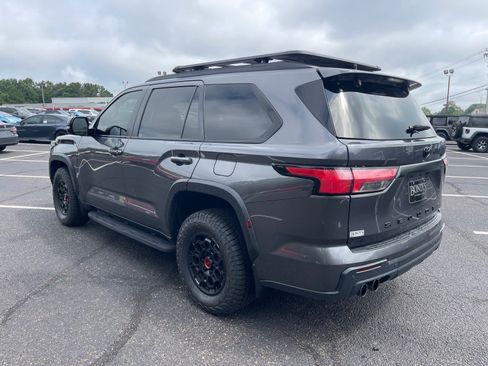 Used 2025 Toyota Sequoia TRD Pro AWD/4WD image 14
