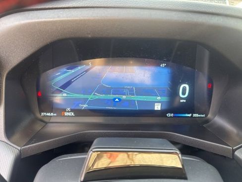 Used 2025 Ford Explorer ST-Line w/ ST-Line Street Pack image 15