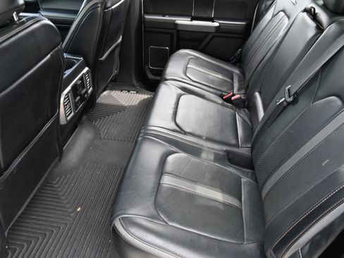 Used 2019 Ford F150 Platinum image 12