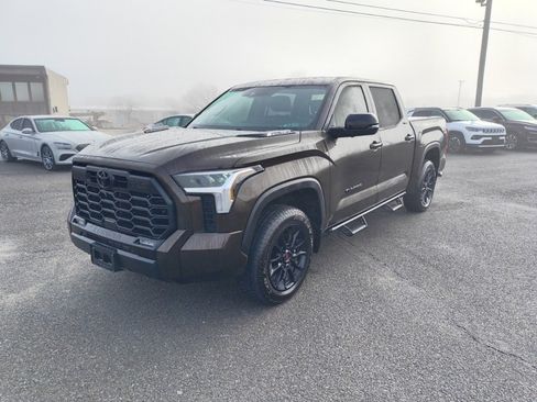 Used 2024 Toyota Tundra Limited image 1