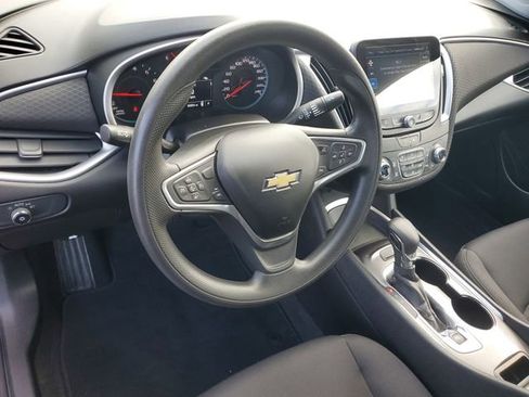 Used 2023 Chevrolet Malibu LT FWD image 17