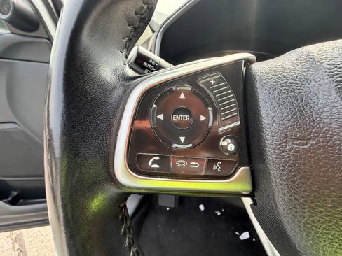 Used 2018 Honda CR-V Touring image 22